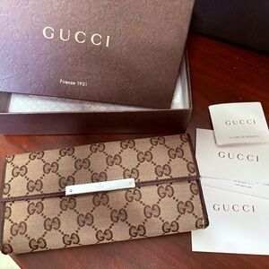 Gucci Tan and Brown Monogram Clutch